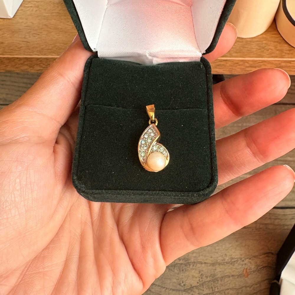 14K filled Gold and Pearl Pendant